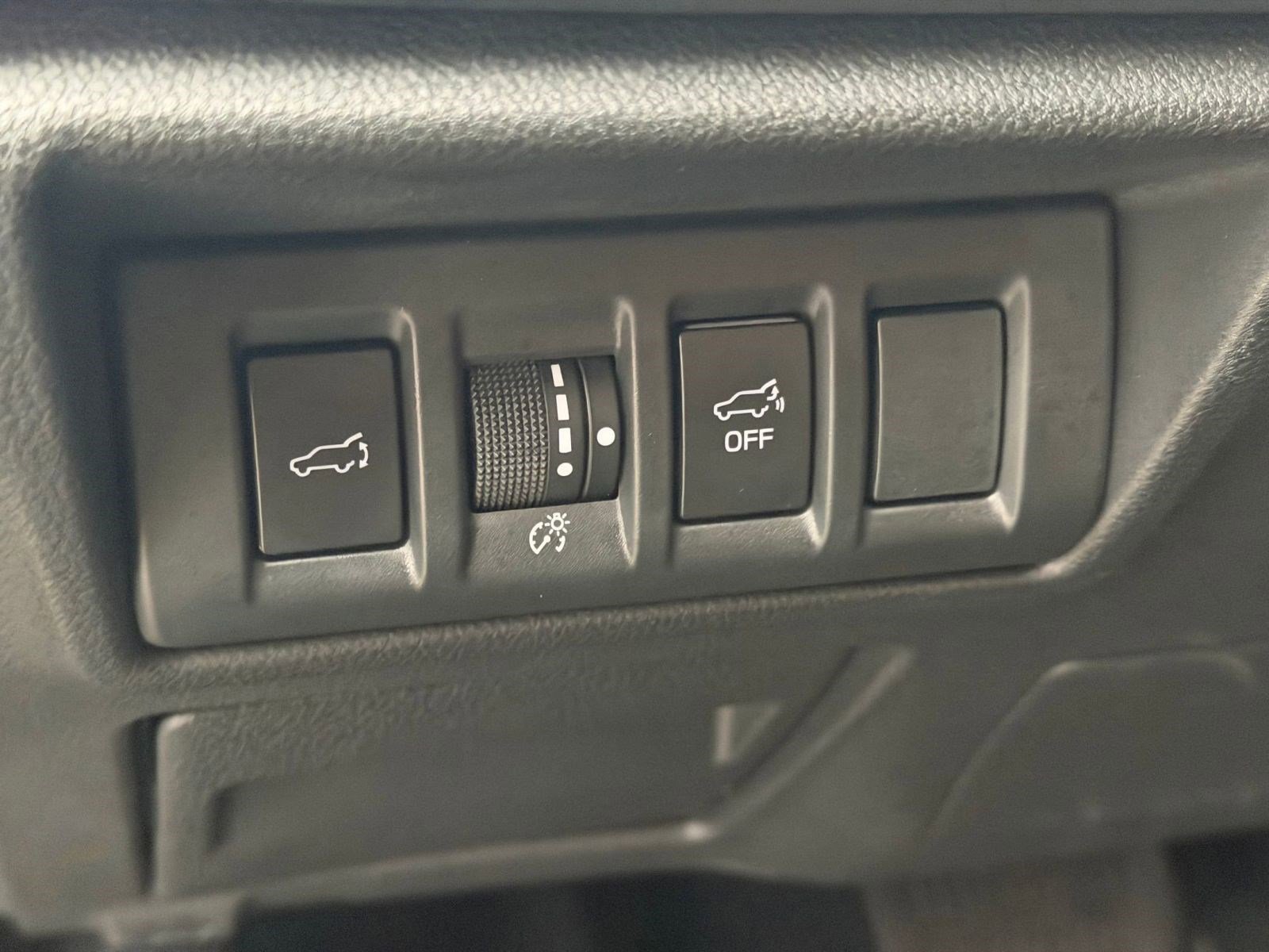 Used 2022 Subaru Outback Touring XT image 19