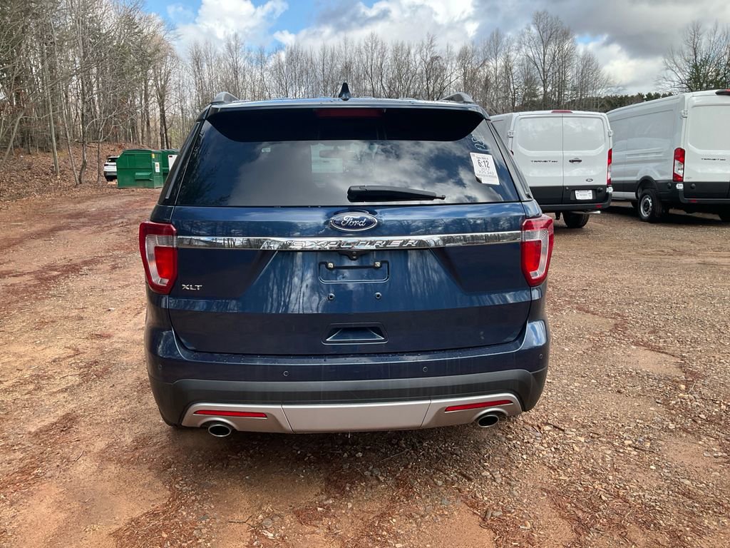 Certified 2017 Ford Explorer XLT w/ Equipment Group 202A image 4