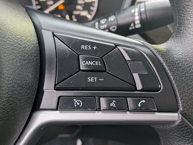 Used 2024 Nissan Altima 2.5 SV FWD image 16