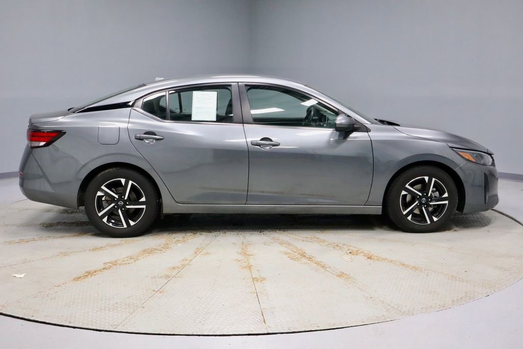 Used 2024 Nissan Sentra SV image 11