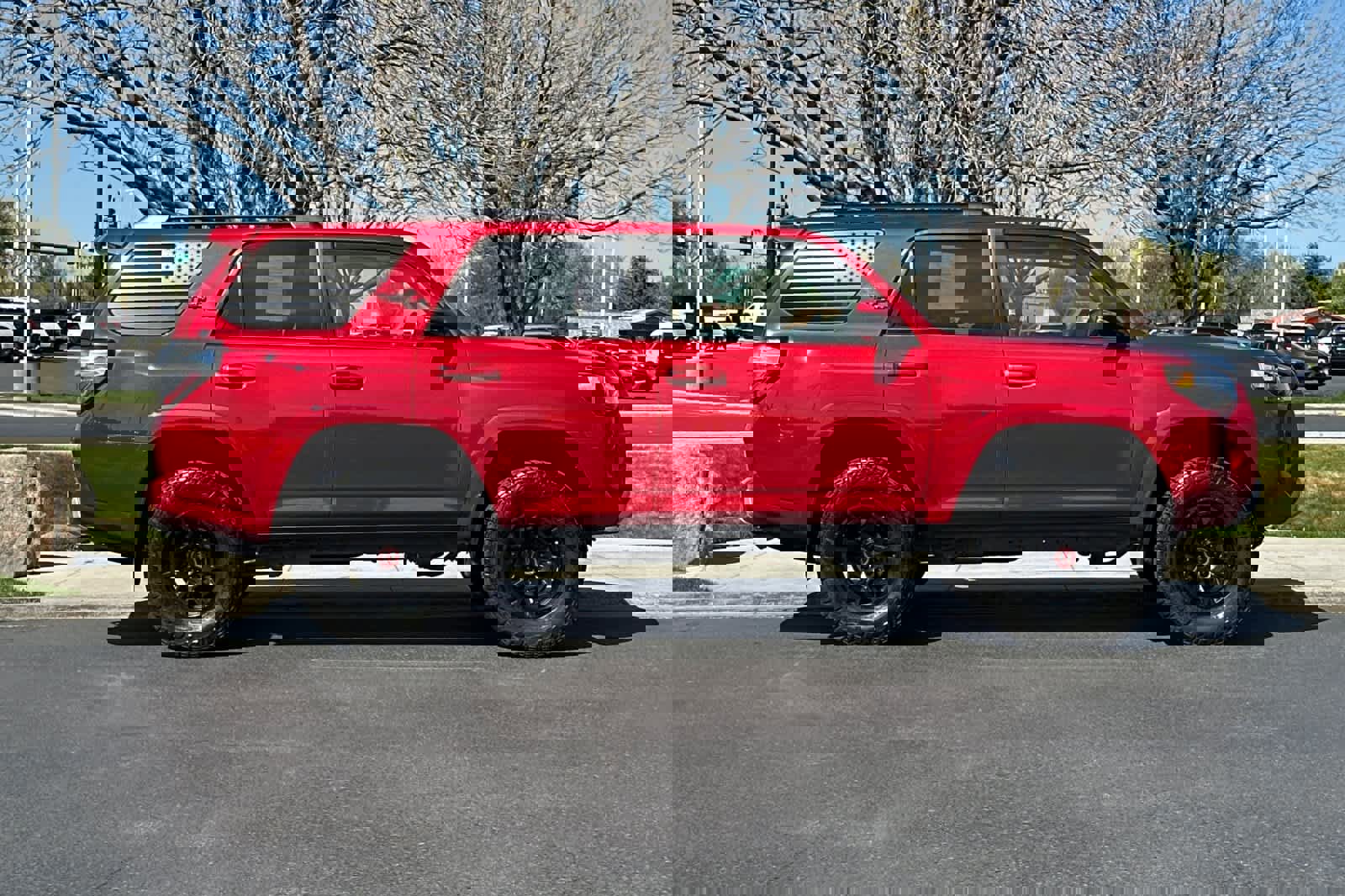 Used 2022 Toyota 4Runner TRD Off-Road Premium w/ TRD Black Wheel Package (TMS) image 6