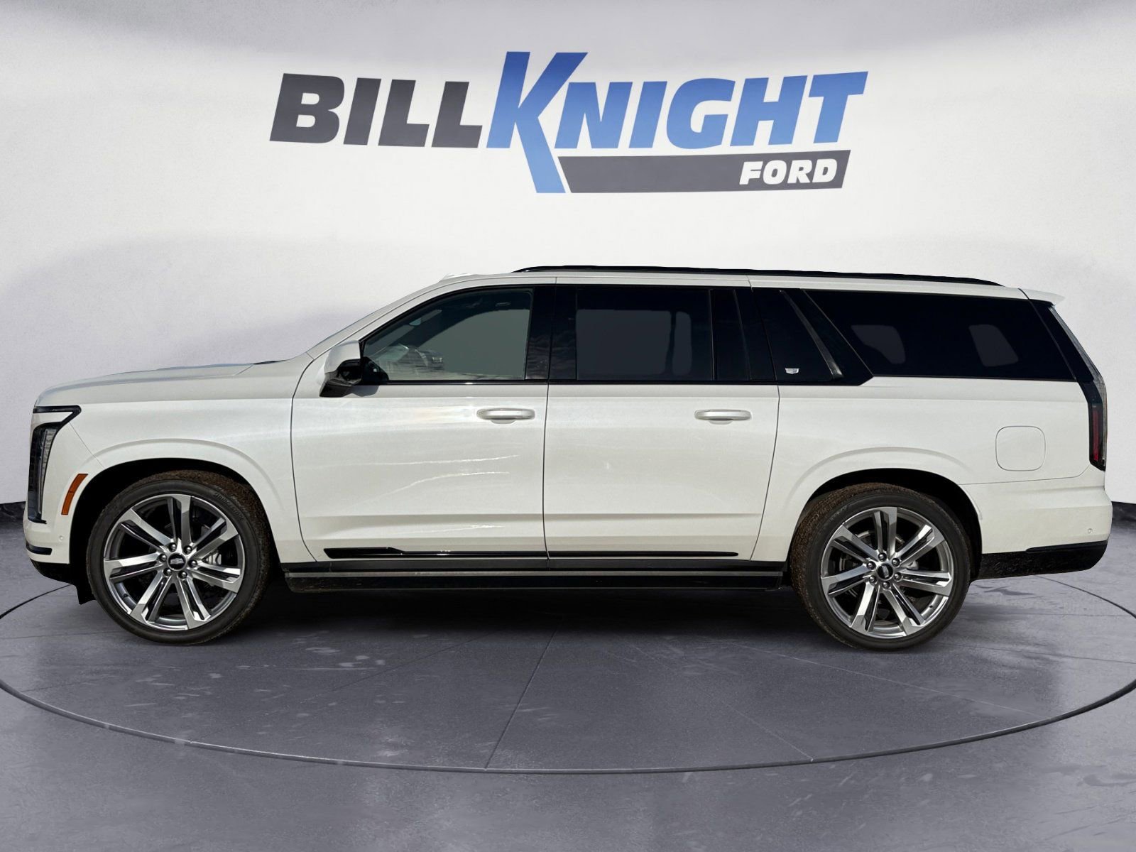 Used 2025 Cadillac Escalade ESV Sport Platinum w/ LPO, Floor Liner Package image 2