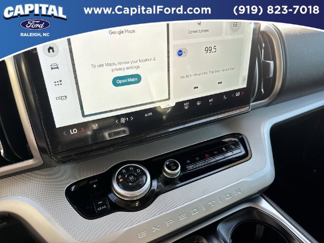 Certified 2025 Ford Expedition Active AWD/4WD image 27