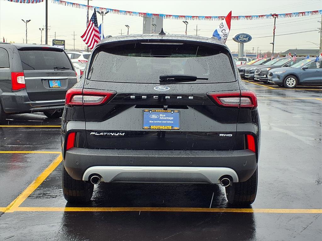 Certified 2023 Ford Escape Platinum image 2