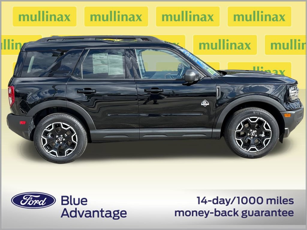 Certified 2025 Ford Bronco Sport Outer Banks w/ Outer Banks Tech Package+ AWD/4WD image 2