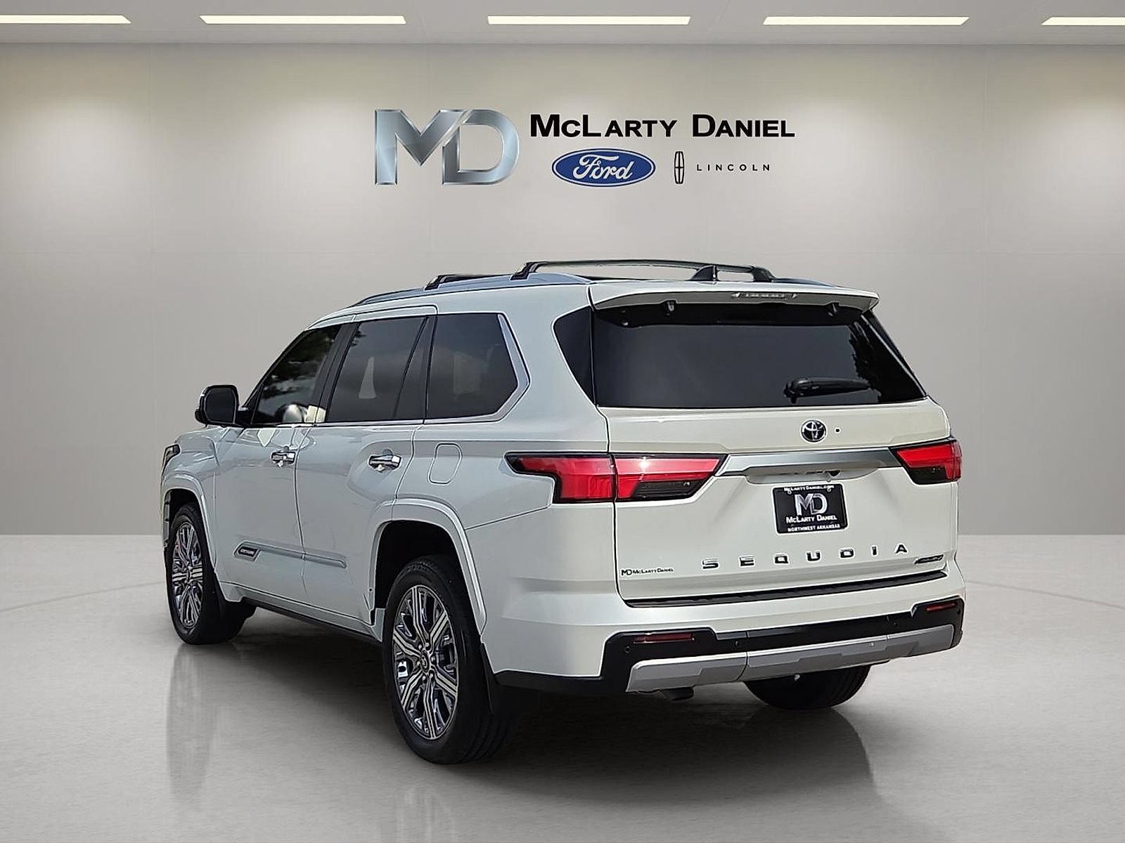 Used 2026 Toyota Sequoia Capstone AWD/4WD image 4