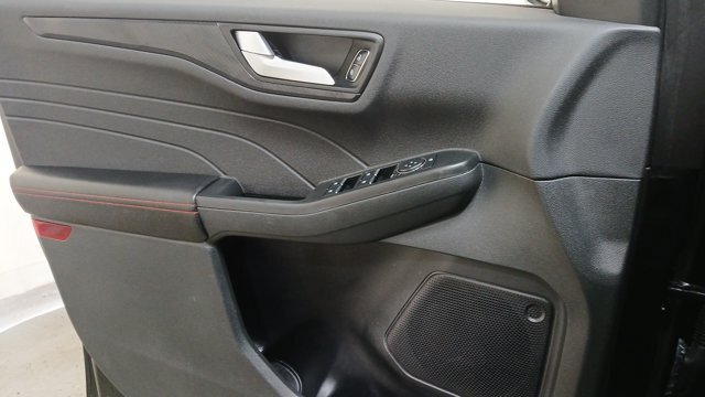 Certified 2023 Ford Escape ST-Line AWD/4WD image 16