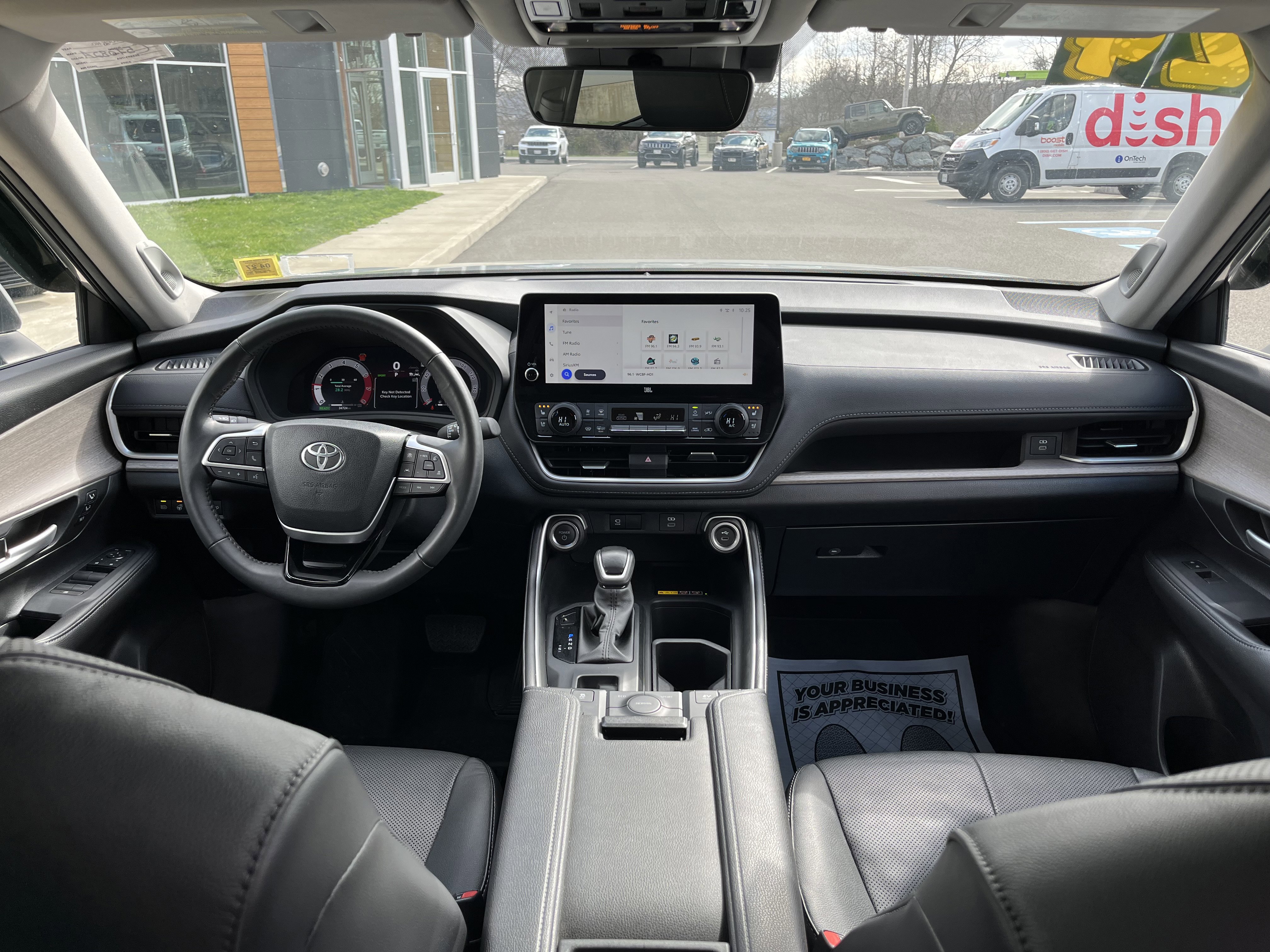 Used 2024 Toyota Grand Highlander AWD Hybrid image 7