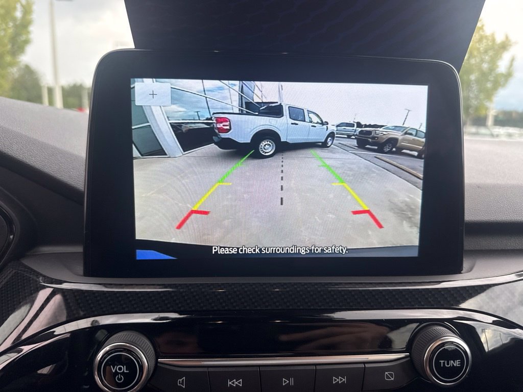 Certified 2025 Ford Escape ST-Line Select AWD/4WD image 23