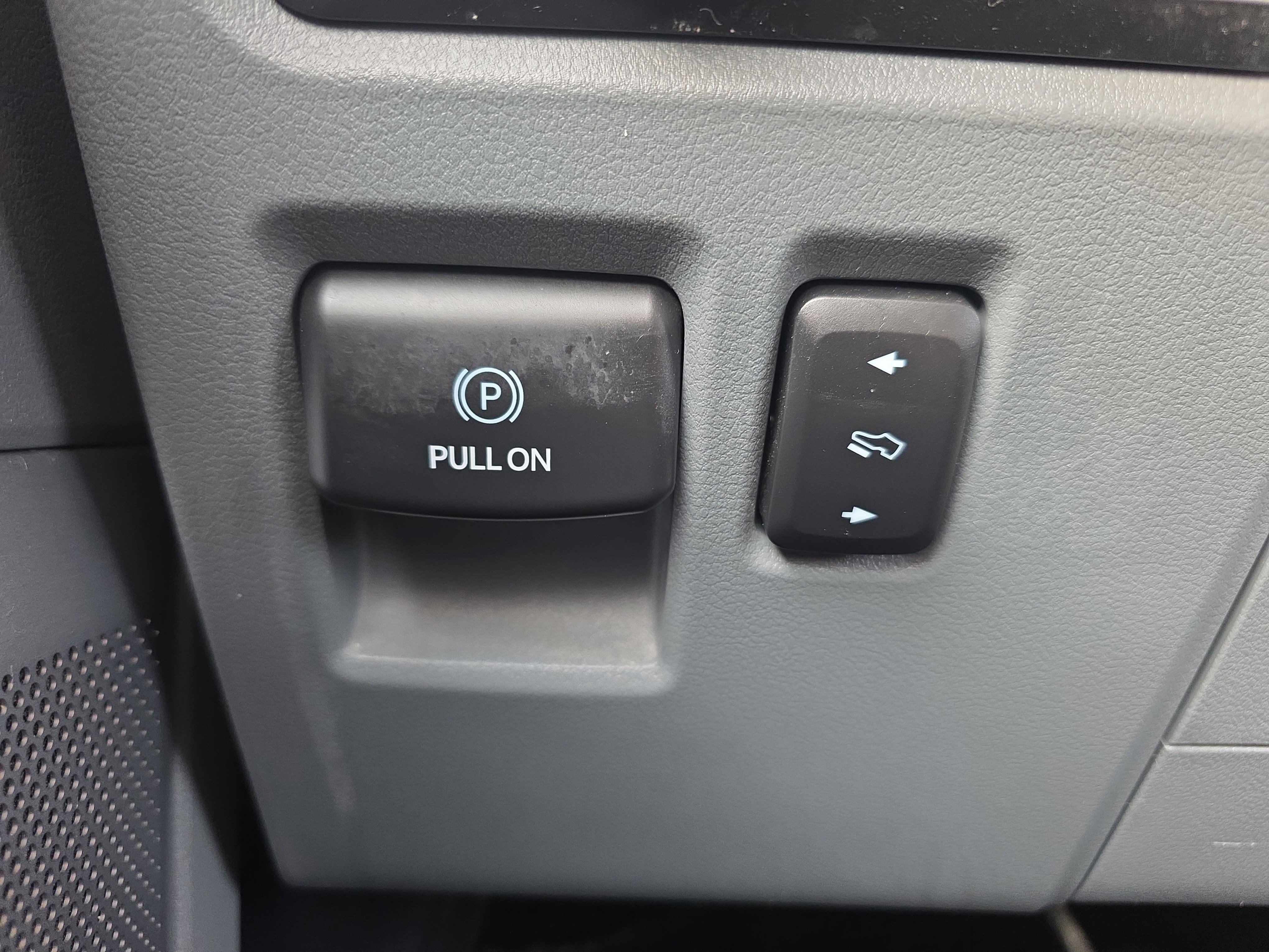 Certified 2022 Ford F150 Lariat w/ Equipment Group 502A High image 40