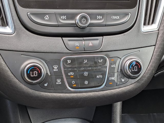 Used 2021 Chevrolet Malibu LT FWD image 26