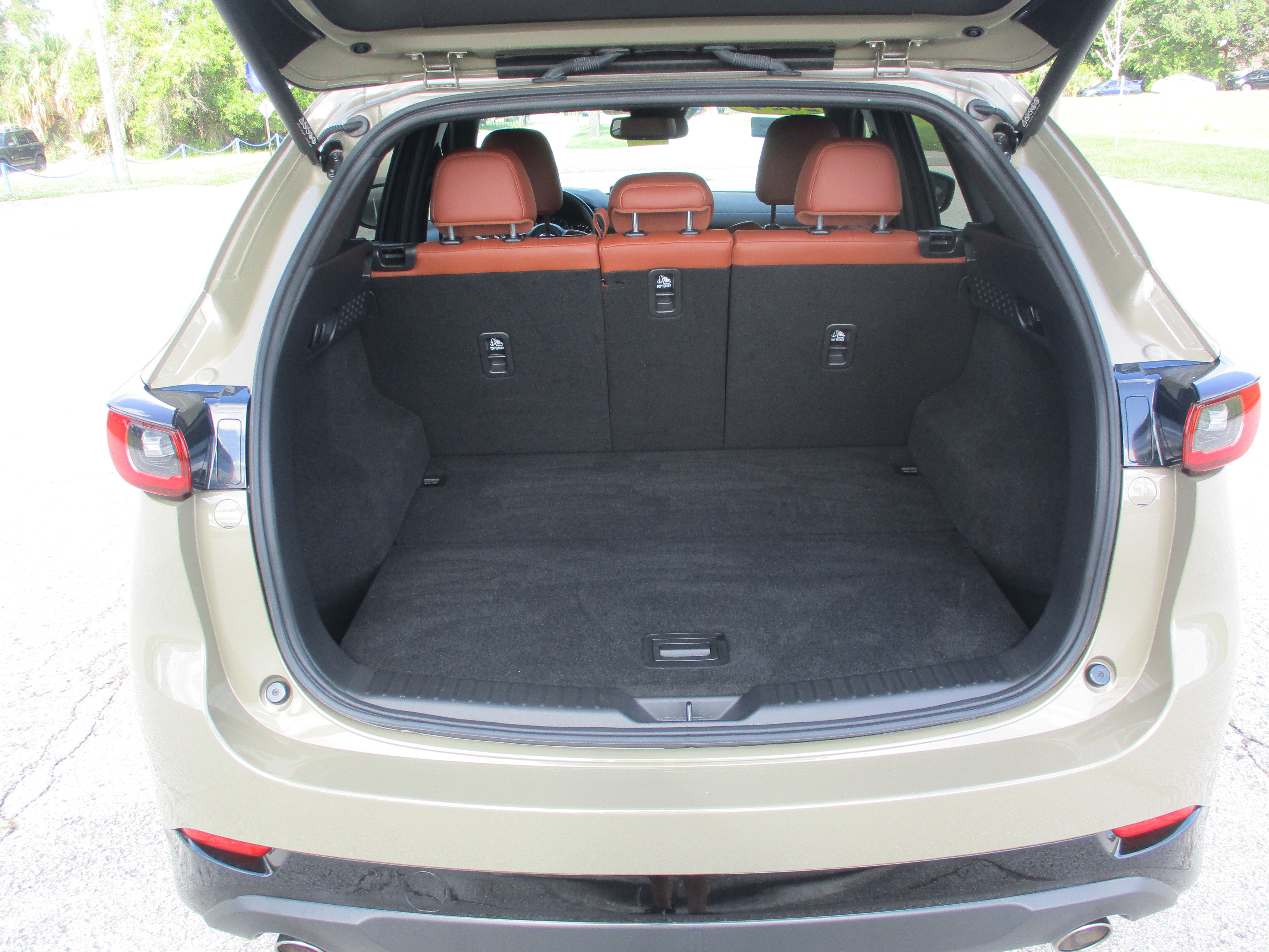 Used 2024 MAZDA CX-5 Carbon Edition AWD/4WD image 11