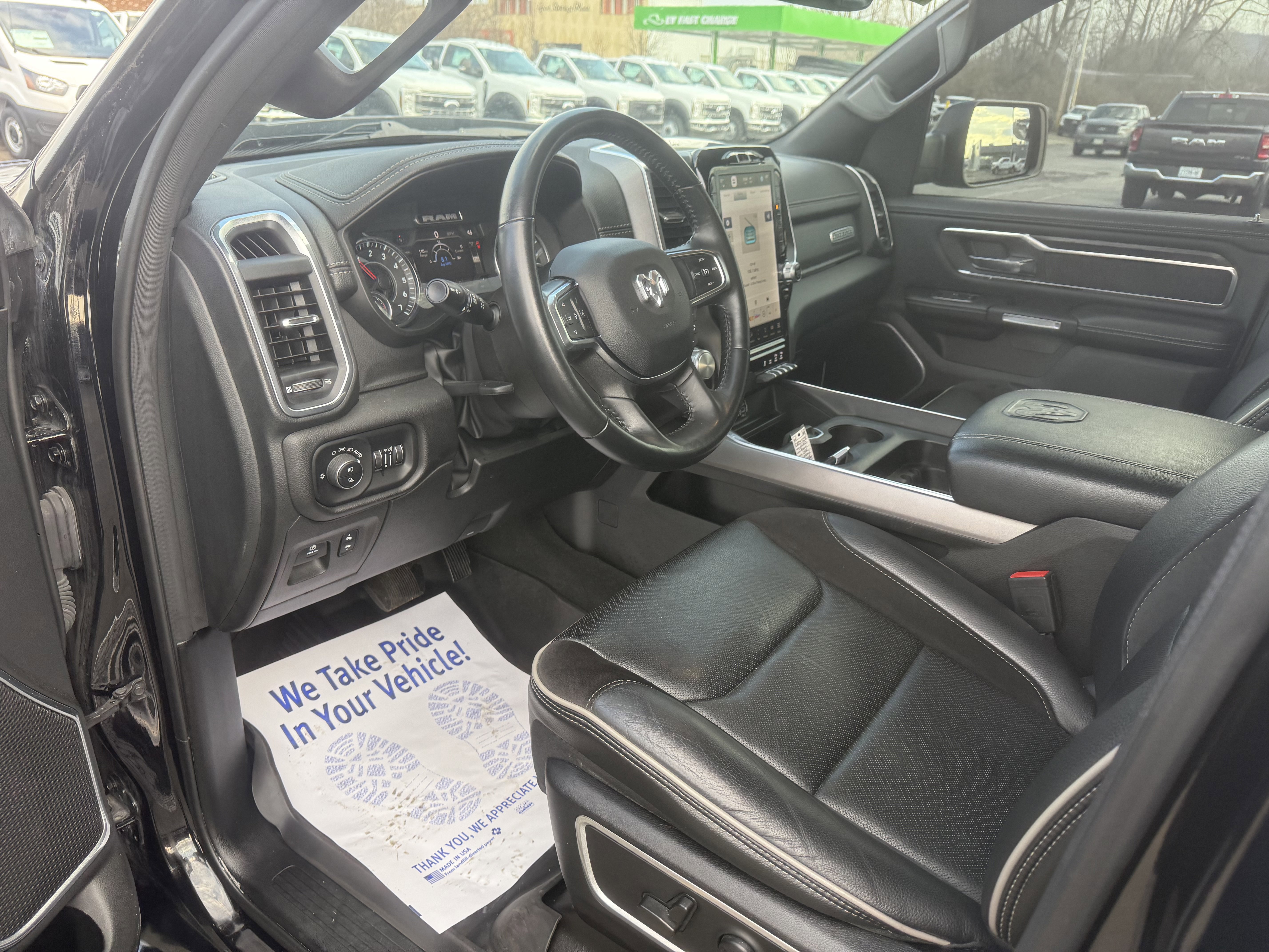 Used 2023 RAM 1500 Laramie image 8