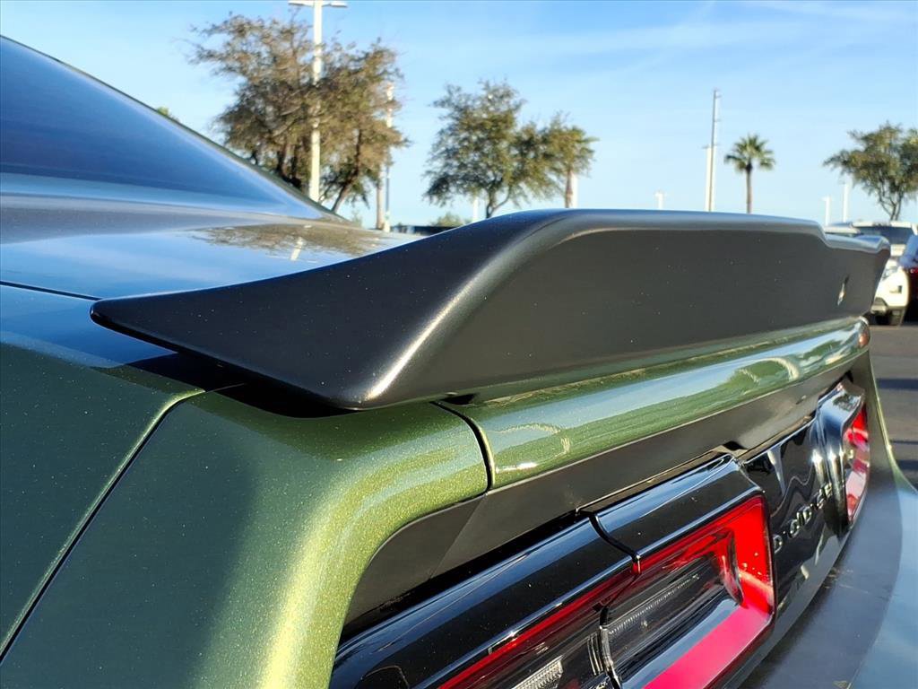 Used 2022 Dodge Challenger SXT w/ Blacktop Package image 9