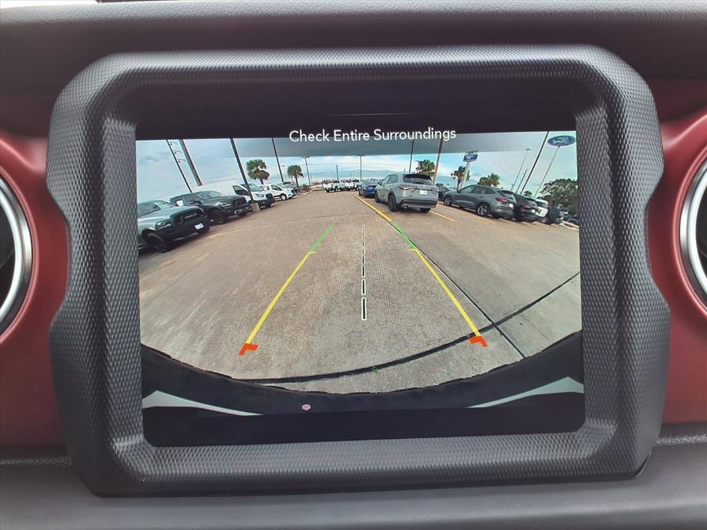 Used 2023 Jeep Wrangler Rubicon w/ LED Lighting Group image 11