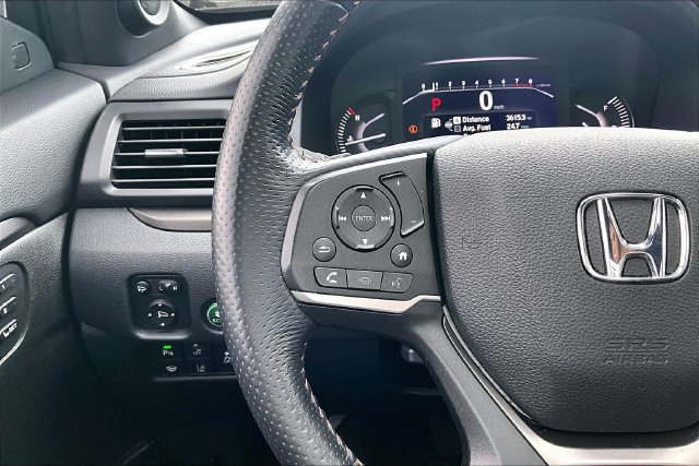Used 2022 Honda Passport TrailSport image 11