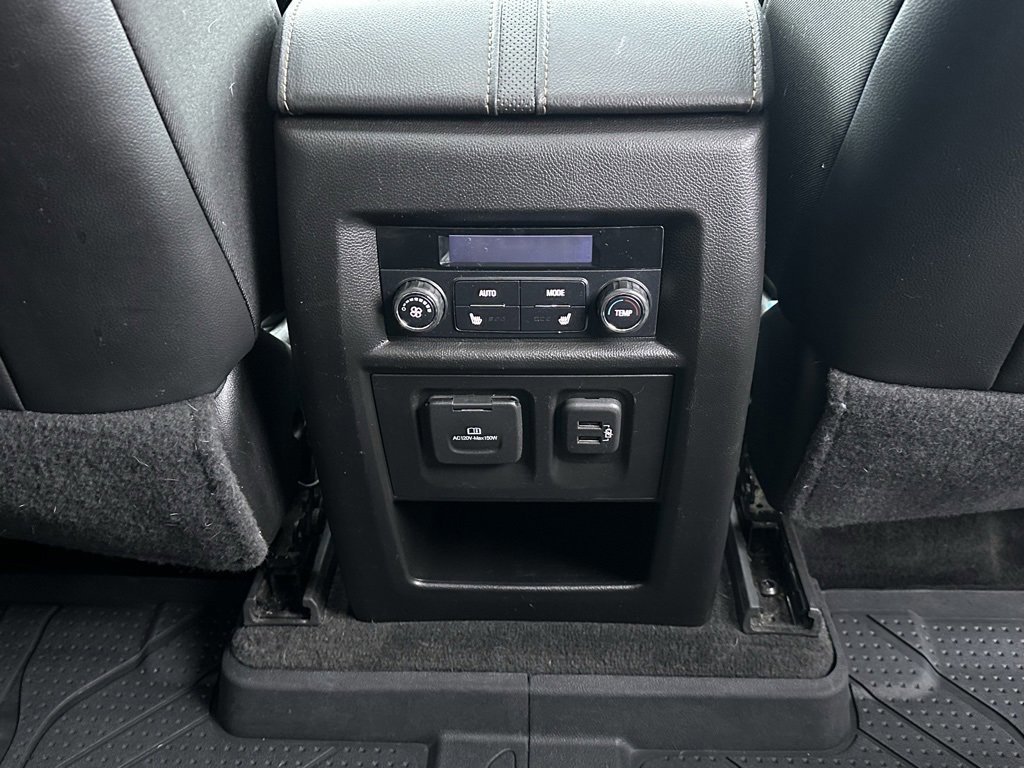 Used 2019 Chevrolet Traverse Premier w/ Driver Confidence II Package image 18