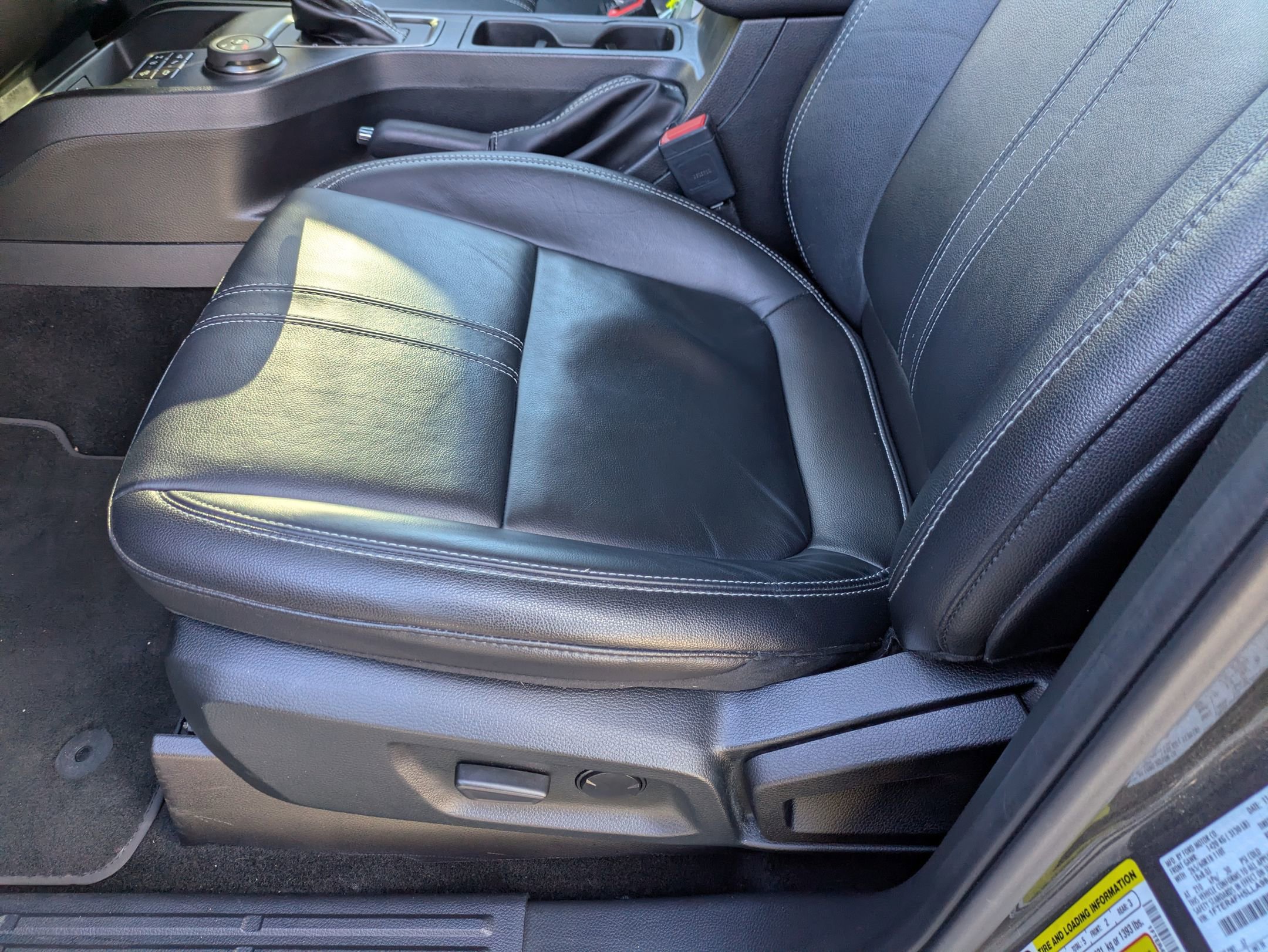 Certified 2020 Ford Ranger Lariat w/ Equipment Group 501A Mid image 14