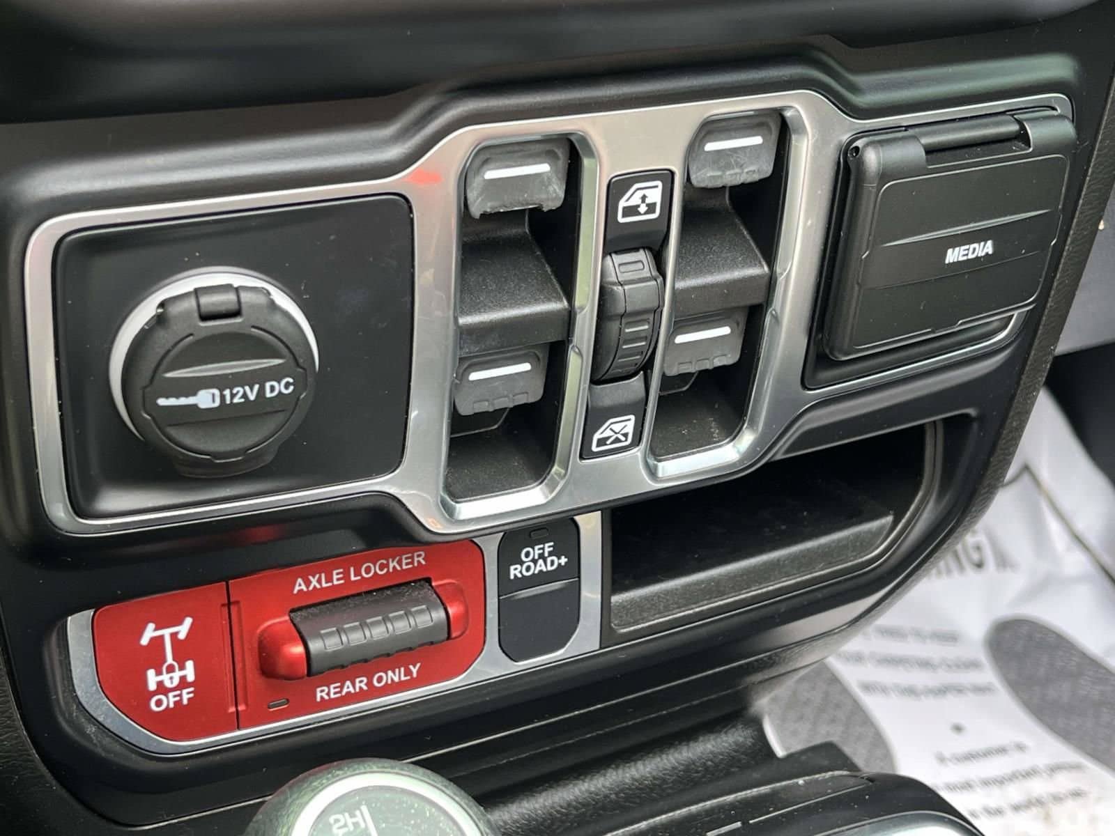 Used 2021 Jeep Gladiator Mojave AWD/4WD image 26