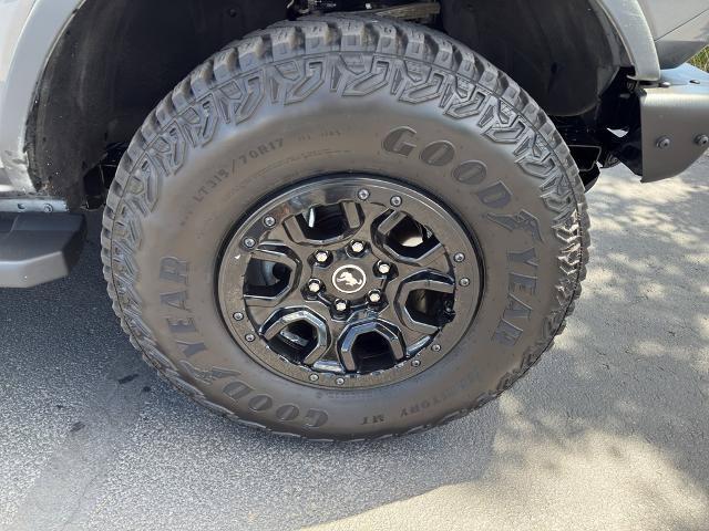 Certified 2023 Ford Bronco Wildtrak AWD/4WD image 10