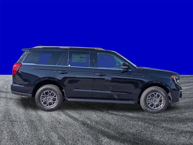 Certified 2027 Ford Expedition Active RWD image 3