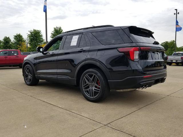 Certified 2025 Ford Explorer ST AWD/4WD image 5