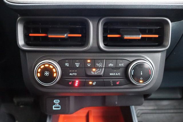 Certified 2023 Ford Maverick XLT w/ XLT Luxury Package image 9