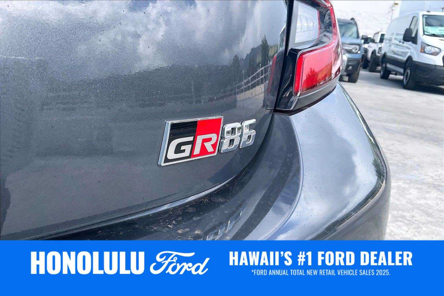 Used 2025 Toyota GR86 Premium w/ Performance Package RWD image 7