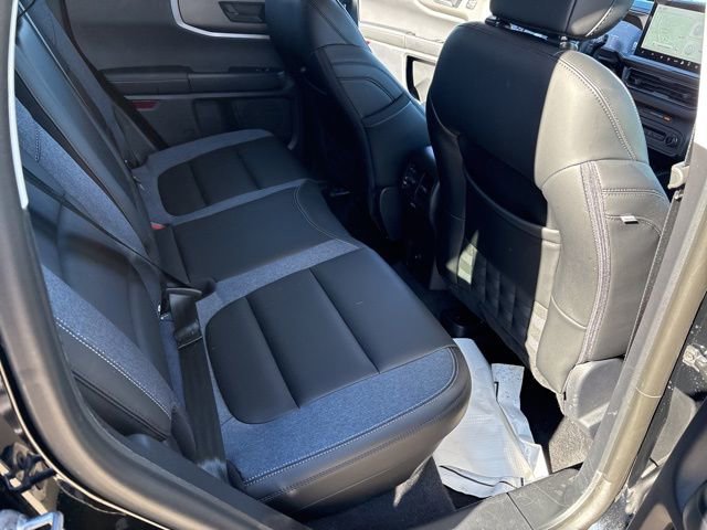 Certified 2025 Ford Bronco Sport Outer Banks w/ Outer Banks Tech Package+ AWD/4WD image 34