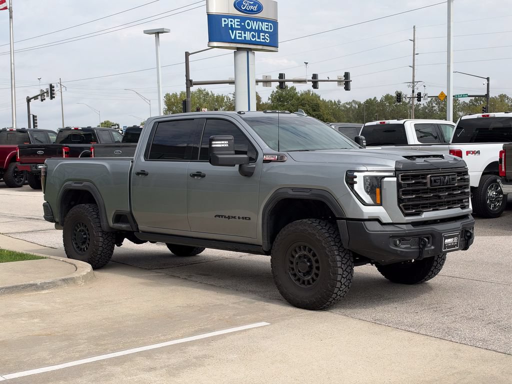 Used 2026 GMC Sierra 2500 AT4X w/ AT4X AEV Edition AWD/4WD image 7