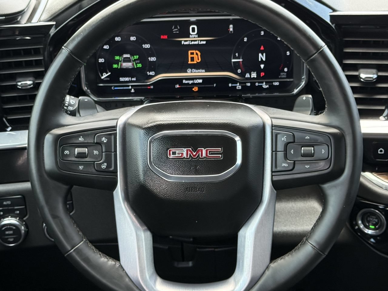 Used 2024 GMC Sierra 1500 Elevation w/ Elevation Premium Package AWD/4WD image 12