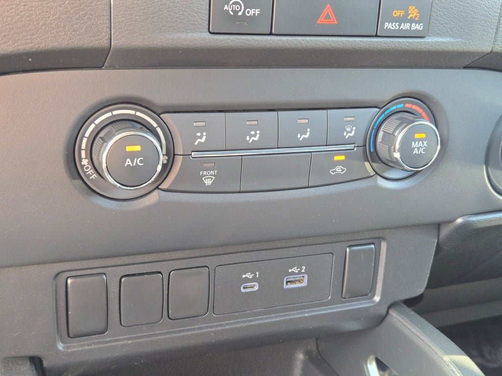 Used 2023 Nissan Frontier SV AWD/4WD image 29