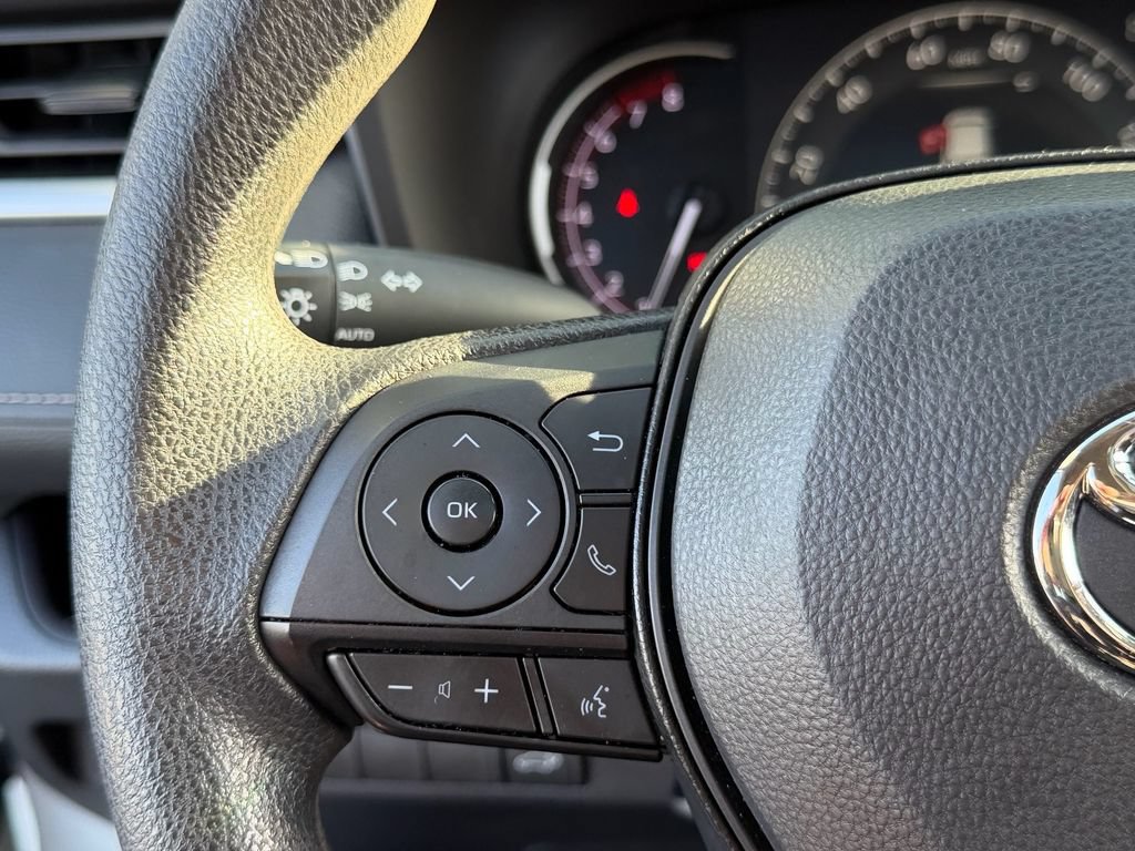 Used 2024 Toyota RAV4 XLE w/ Convenience Package FWD image 26