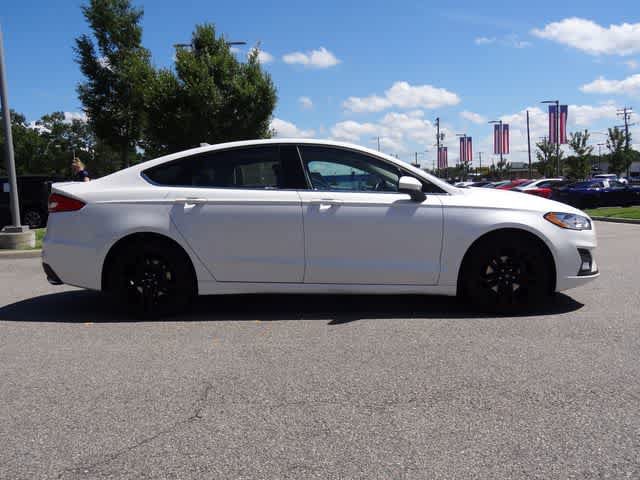 Certified 2019 Ford Fusion SE w/ Equipment Group 151A FWD image 4