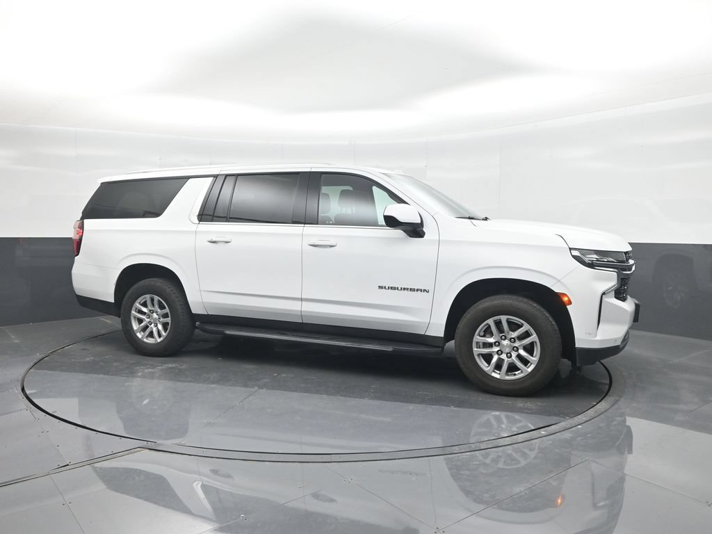 Used 2023 Chevrolet Suburban LS RWD image 11