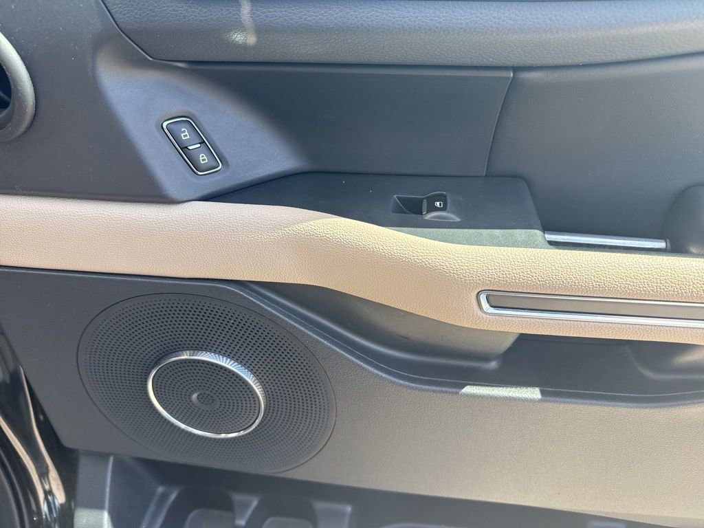 Certified 2023 Ford Expedition XLT image 37