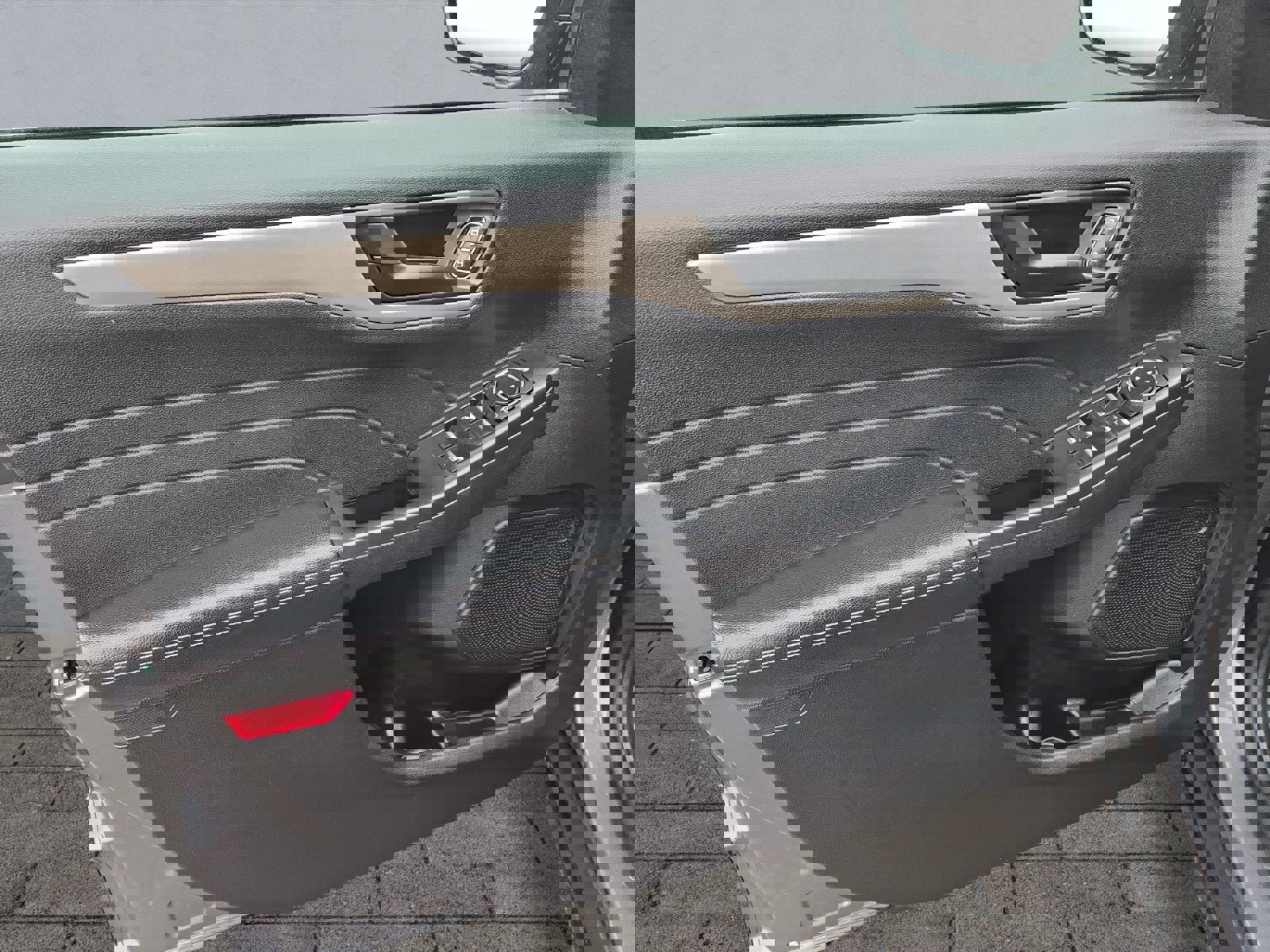 Certified 2022 Ford Escape SE image 10