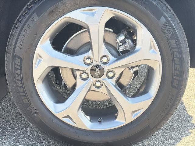 Certified 2024 Ford Escape ST-Line w/ Tech Pack #1 AWD/4WD image 14