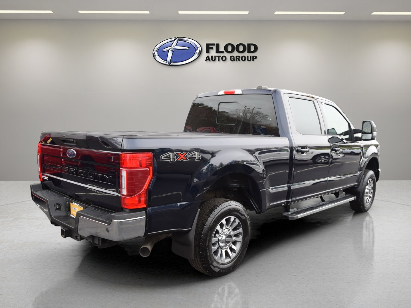 Certified 2022 Ford F350 Lariat w/ Lariat Ultimate Package AWD/4WD image 4