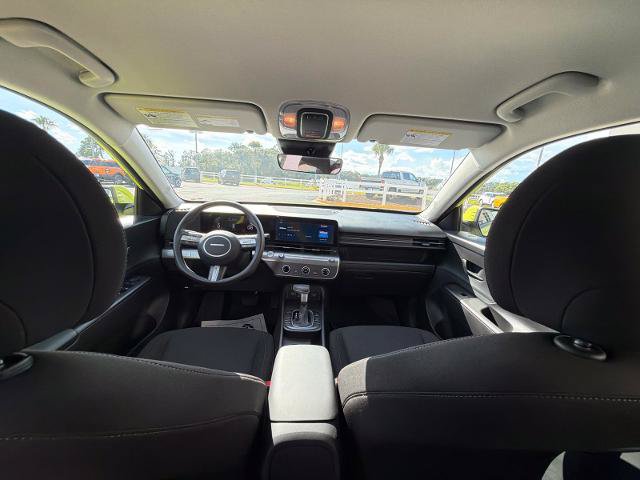 Used 2025 Hyundai Kona SE FWD image 14