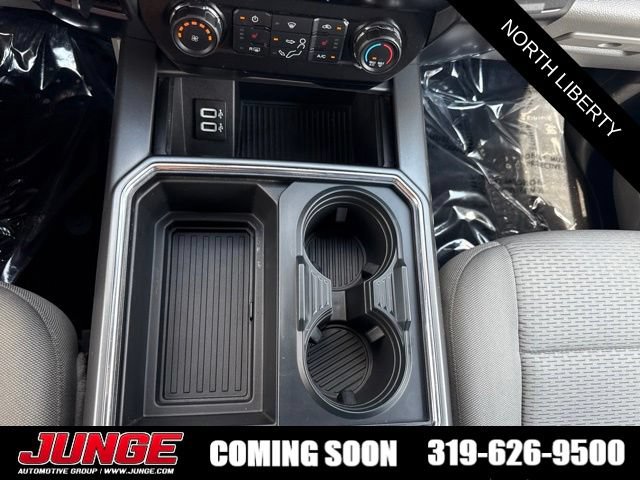 Certified 2019 Ford F250 XLT w/ XLT Premium Package AWD/4WD image 27