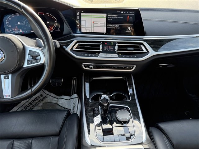 Used 2022 BMW X7 M50i w/ Cold Weather Package image 21