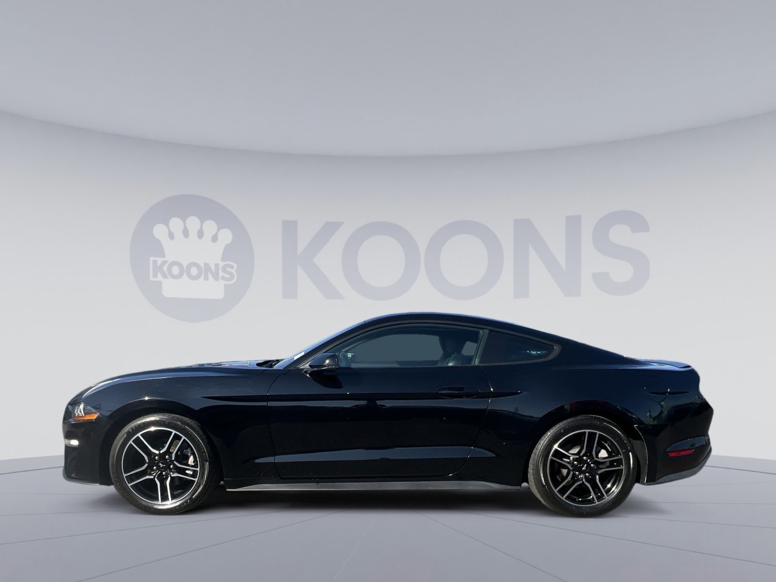 Certified 2020 Ford Mustang Premium RWD image 3