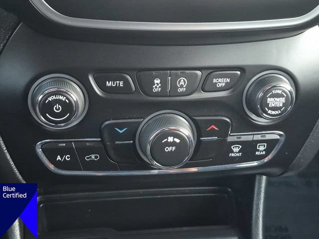 Used 2019 Jeep Cherokee Latitude w/ Popular Appearance Group FWD image 25