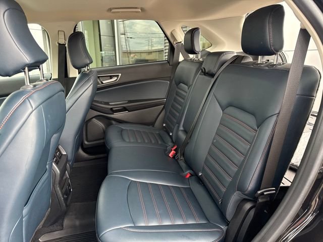 Certified 2022 Ford Edge SEL w/ Sport Appearance Package AWD/4WD image 35