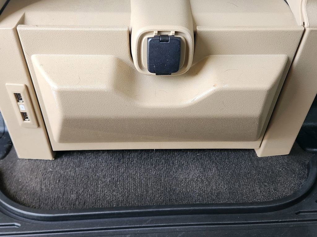 Certified 2019 Ford F150 Lariat w/ Equipment Group 501A Mid image 35