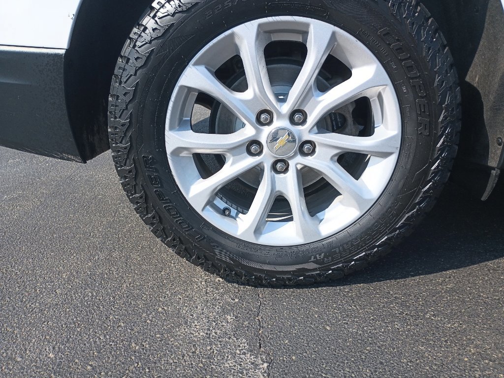 Used 2020 Chevrolet Equinox LS w/ LS Convenience Package image 34