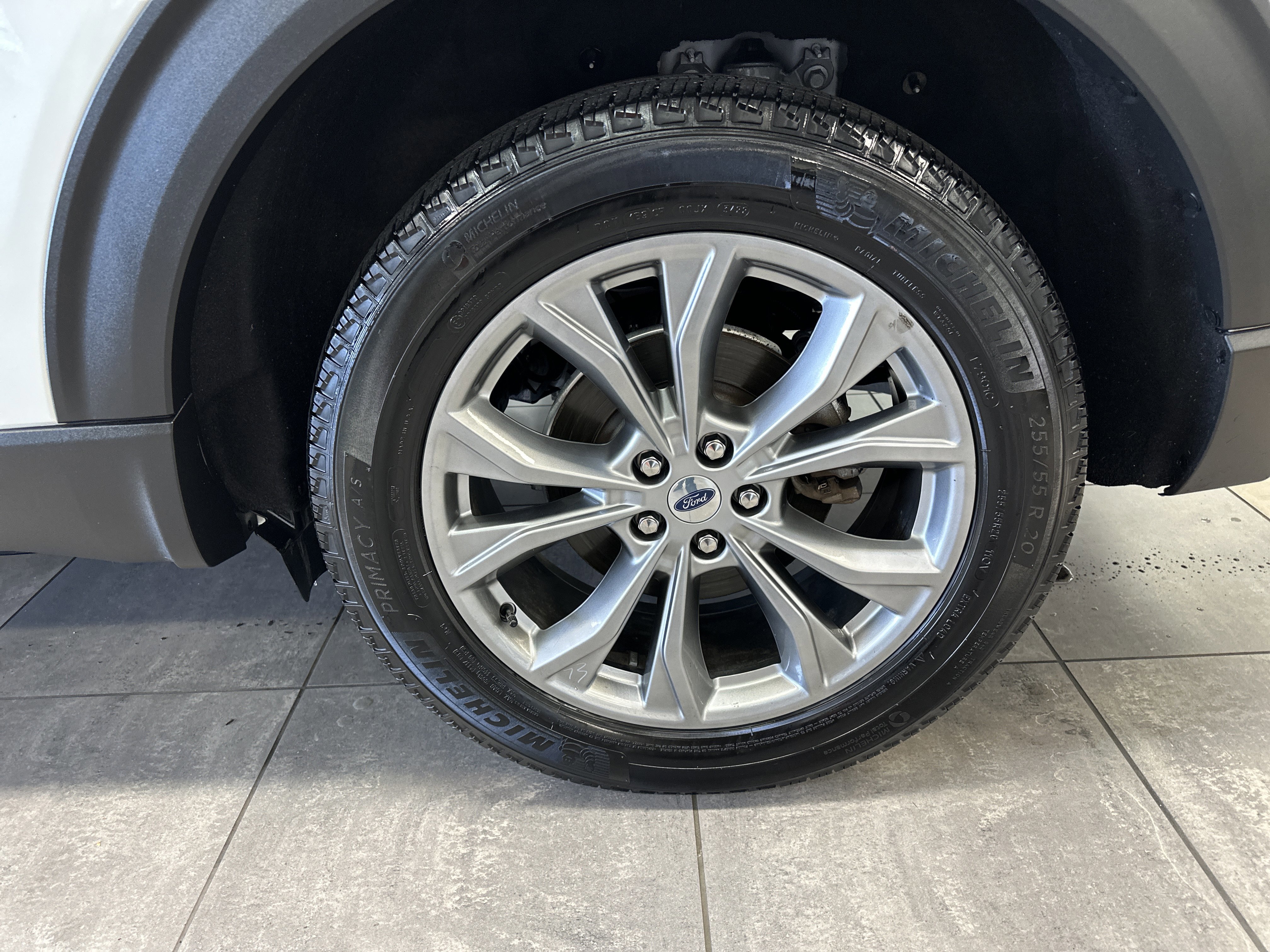 Certified 2022 Ford Explorer XLT w/ Equipment Group 202A image 17