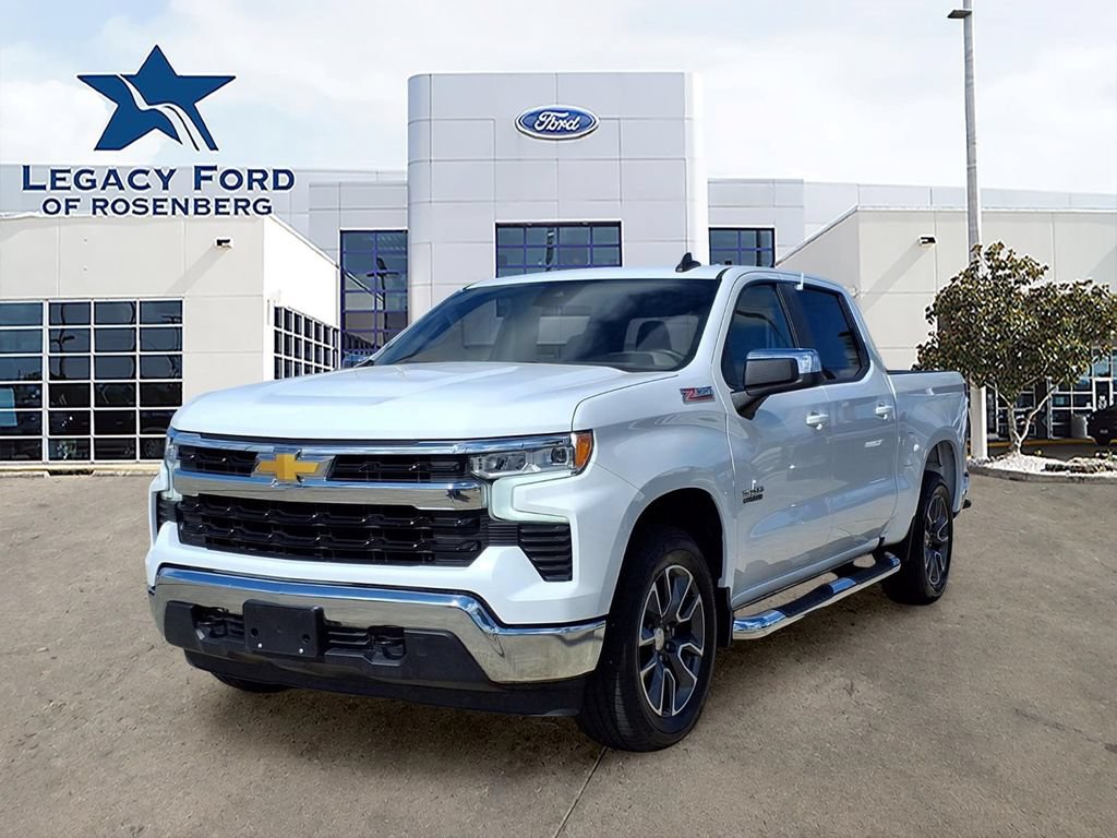 Used 2024 Chevrolet Silverado 1500 LT w/ Z71 Off-Road Package AWD/4WD image 1
