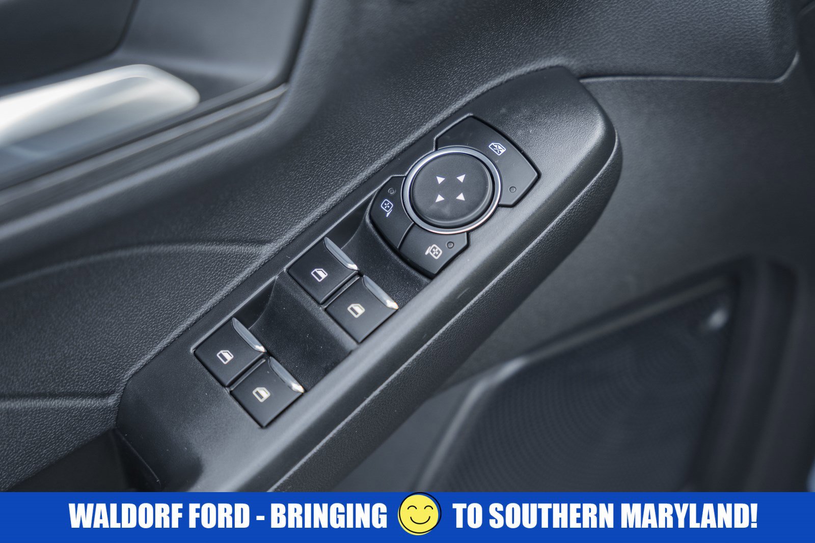 Certified 2023 Ford Escape Platinum image 40